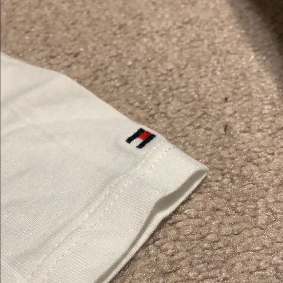 Tommy Hilfiger Shirt - Picture 2 of 4